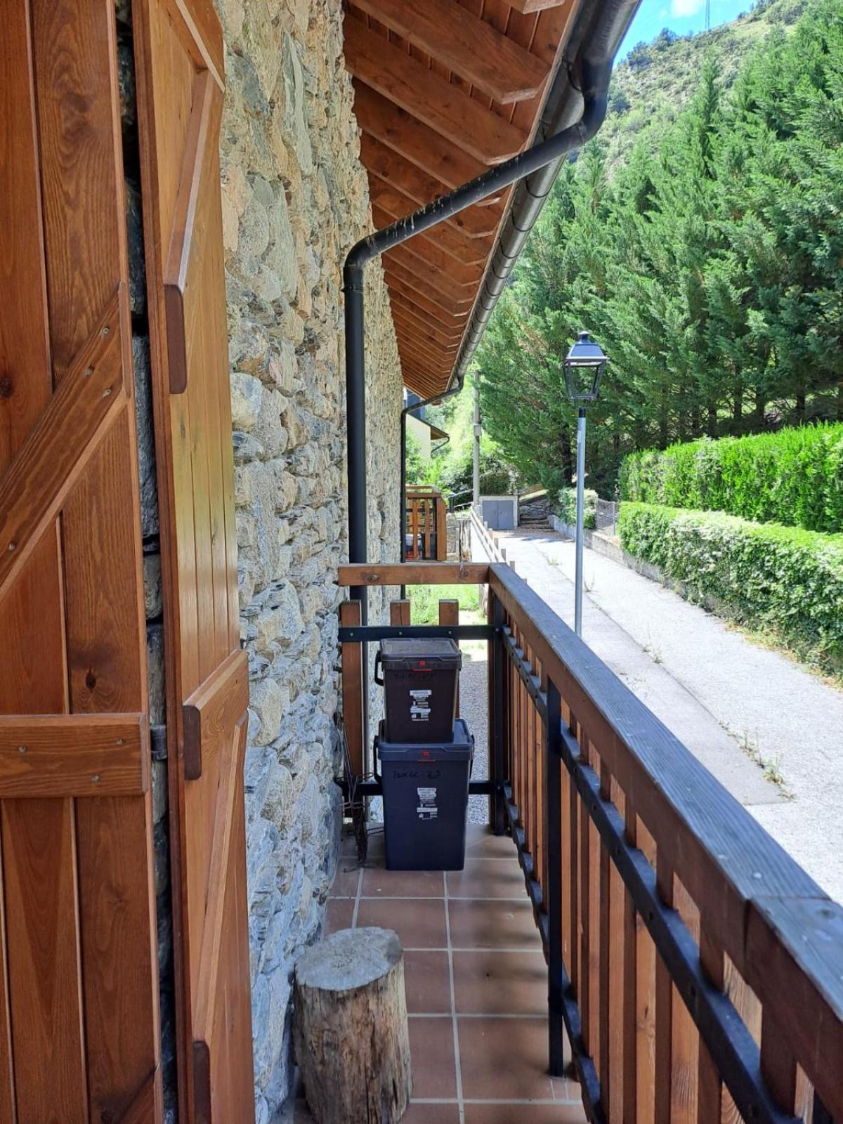 Duplex De Muntanya En Zona Verda A Эс-Кало Экстерьер фото